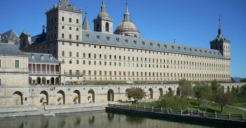From Madrid: Escorial Monastery & Valley of the Fallen Trip - Exploring Madrid’s Nearby Wonders: A Deep Dive