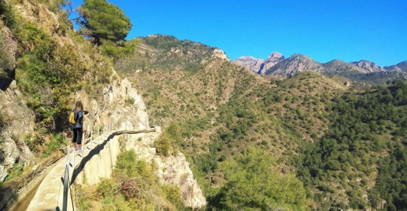 From Málaga: Frigiliana Hiking Tour with Wine & Appetizers - A Closer Look at the Experience
