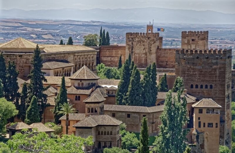 From Malaga: Granada Full-Day Trip with Alhambra - Returning to Malaga