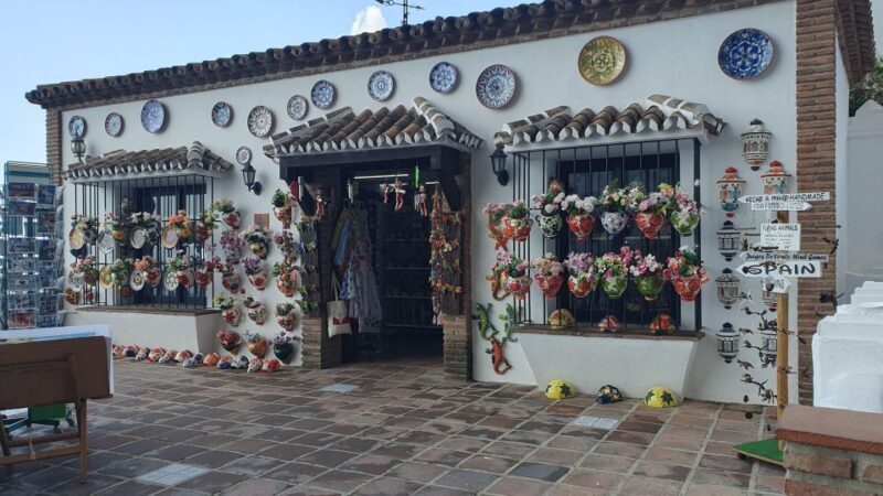 From Malaga: Private guided tour of Marbella, Mijas, Banús - Exploring the Costa del Sol: A Day with a Local Guide