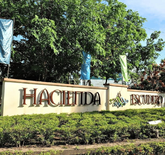 From Manila: Villa Escudero Day Tour with Lunch - Key Points