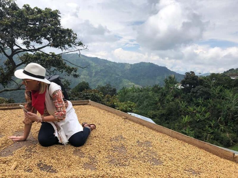 From Medellin: Day Trip to a Jardin Coffee Plantation - Exploring the Jardín Coffee Plantation Day Trip