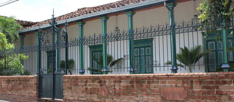 From Medellin: Full-Day Santa Fe de Antioquia Tour - FAQs