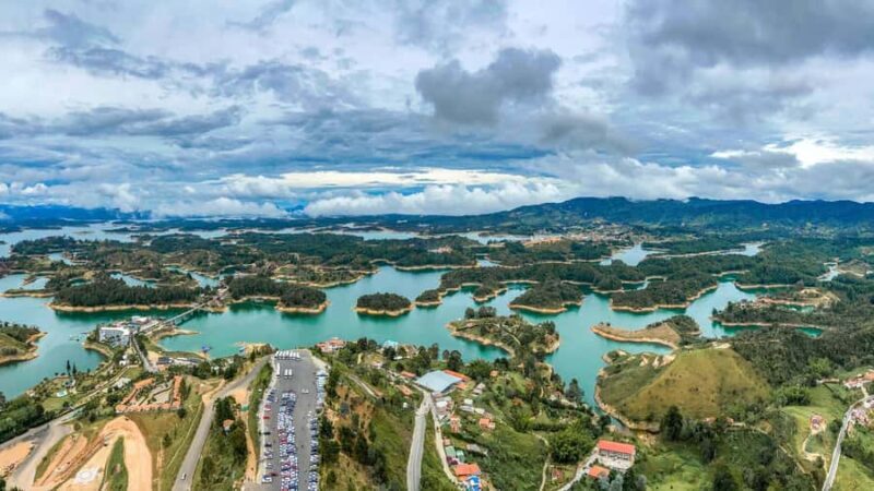 From Medellín: Paragliding Flight and Guatape Tour - FAQ
