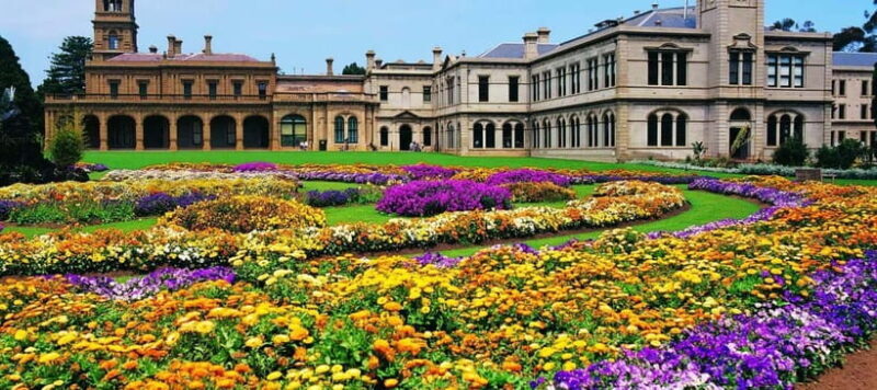 From Melbourne: Werribee Open Range Zoo & Werribee Mansion - Returning to Melbourne