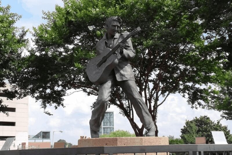From Memphis: Elvis Presley Birthplace and Park Guided Tour - Who Would Enjoy This Tour?
