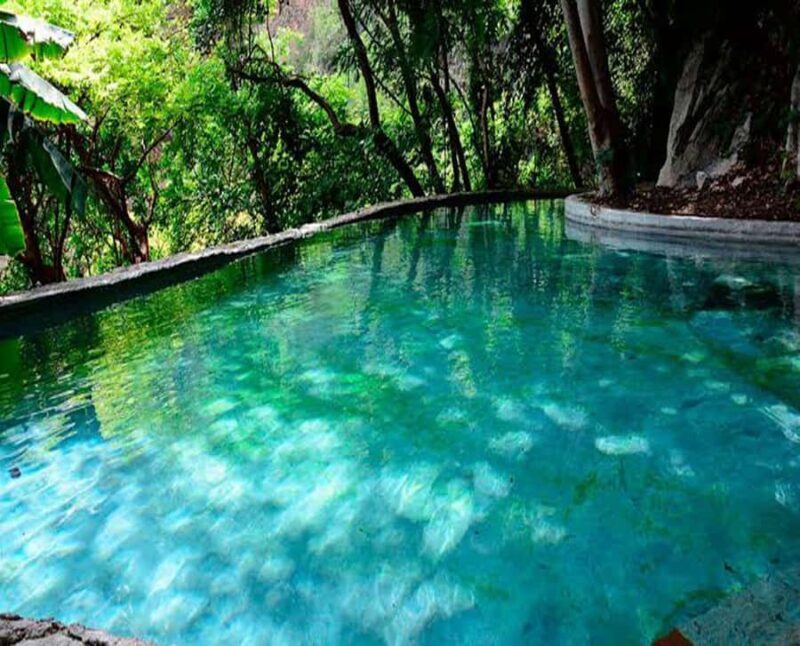 From Mexico City. Experience the glory of paradise within Tolantongo - Key Points