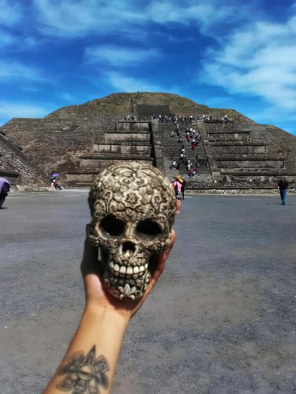 From Mexico City, VIP Tour to Teotihuacan: Pyramids, Beer, and Mezcal - Mezcal Tasting and Culinary Pairings