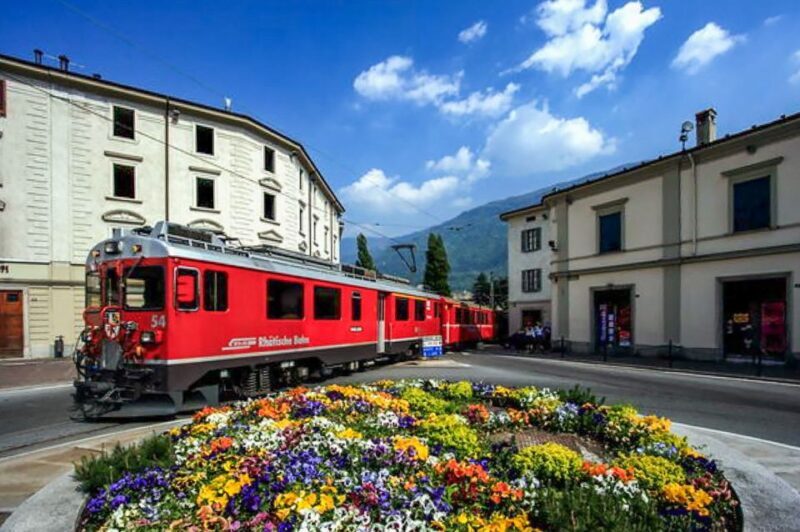 From Milan: Lake Como Cruise, St. Moritz & Bernina Red Train - FAQ