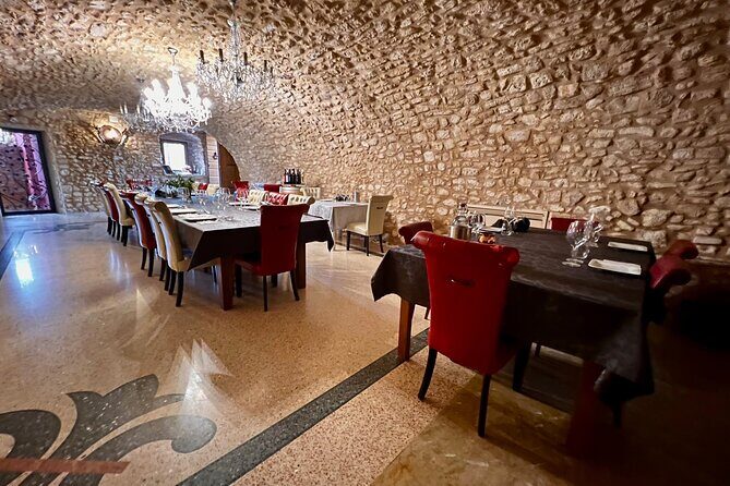 From Milan to Venice, through the Amarone region, Lunch & Verona - From Milan to Venice, Through the Amarone Region, Lunch & Verona