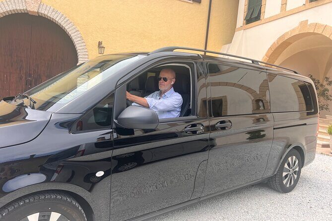 From Milan to Venice, through the Amarone region, Lunch & Verona - A Detailed Look at the Experience