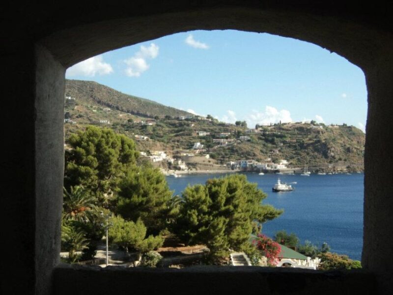 From Milazzo: Lipari and Vulcano Day Trip - The Sum Up