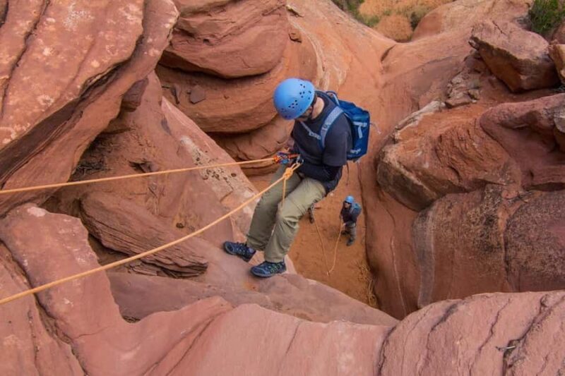 From Moab: Rock of Ages Moderate Rappelling Obstacle Course - Key Points