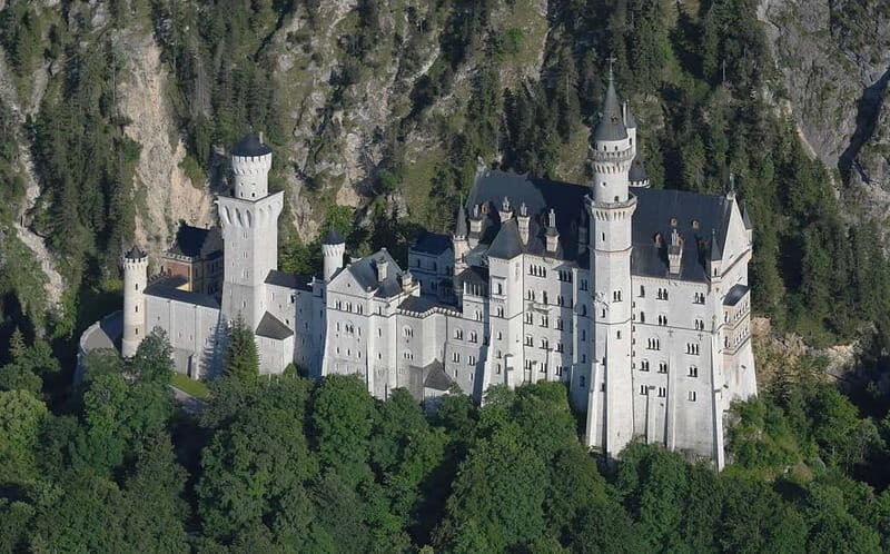 From Munich: To Neuschwanstein Castle, Linderhof, Oberammerg - Authentic Experiences and Real-World Insights