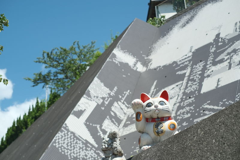 From Nagoya: Crafting Traditions in Tokoname and Arimatsu - Tokoname begins at the kiln