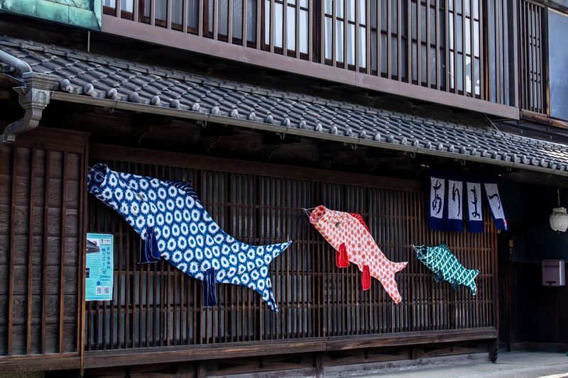 From Nagoya: Crafting Traditions in Tokoname and Arimatsu - Plan for the station, the heat, and the return