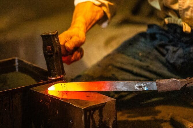 From Nagoya: Samurai Swords and Japan Oldest Castle - Key Points