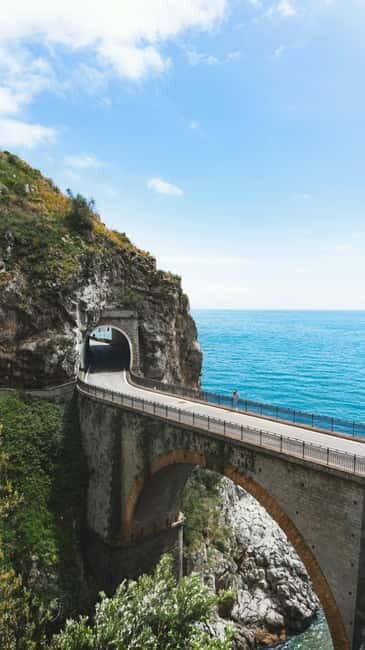 From Naples: Day Trip to Positano (Amalfi Coast) - Deep Dive into the Experience