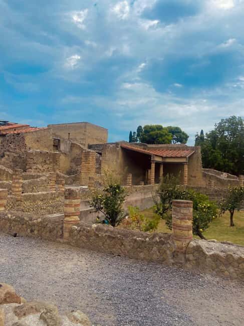 From Naples: Explore Herculaneum Ruins by bus - Final The Sum Up