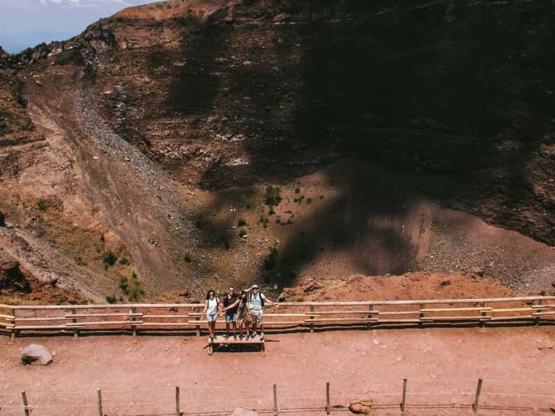 From Naples or Pompeii: Vesuvius Easy Tour - Key Points