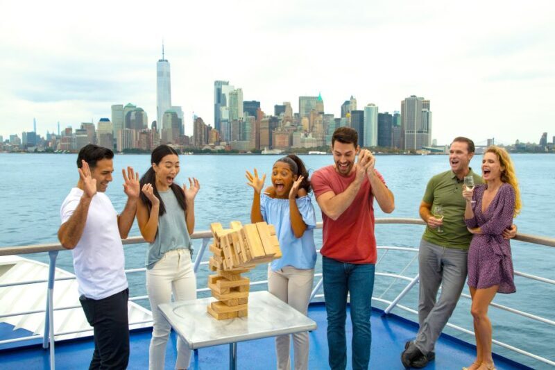 From New Jersey: New York City Buffet Lunch or Dinner Cruise - Who Should Consider This Experience?