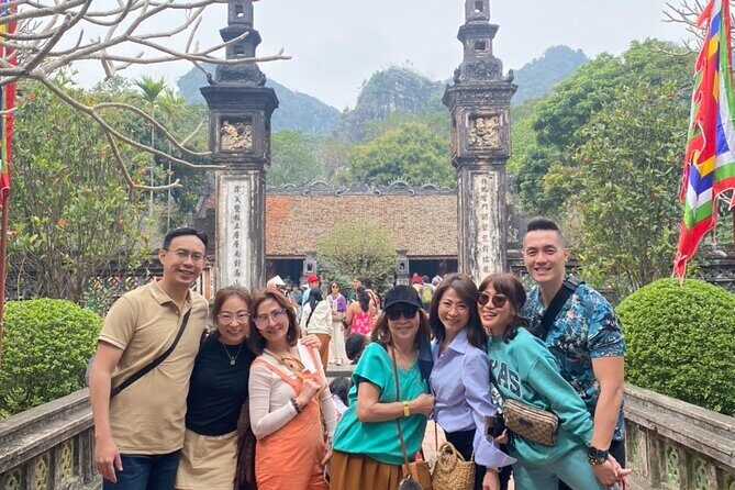 From Ninh Binh : Hoa Lu, Bich Dong, Trang An, Mua Cave Guide Tour - FAQ