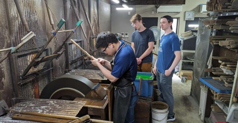 From Osaka: Sakai Knife Maker or Blacksmith Walking Tour - Analyzing the Value