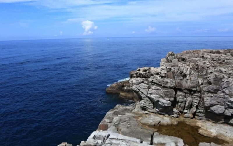 From Osaka: Shirahama Coastal Scenery Day Tour - Key Points