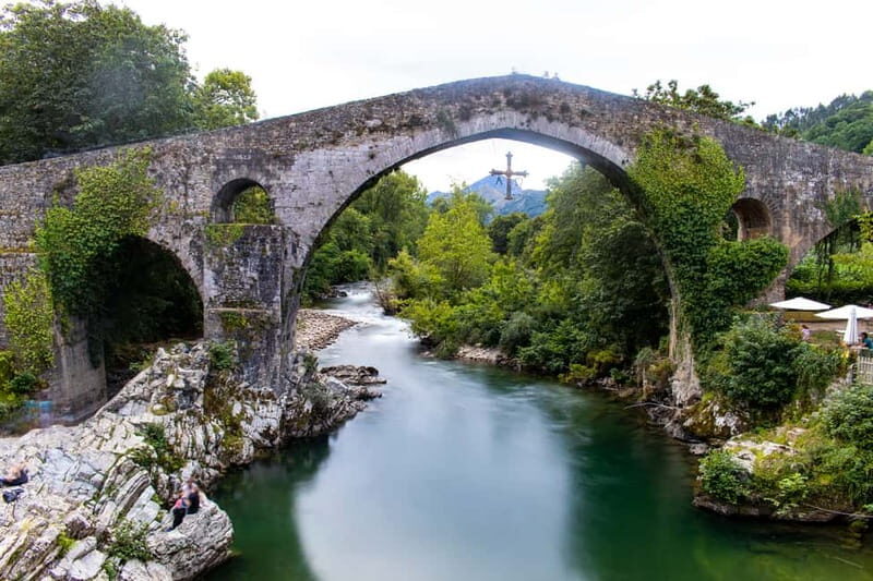 From Oviedo: Covadonga Lakes Day Tour with Guided - Timing and Practicalities