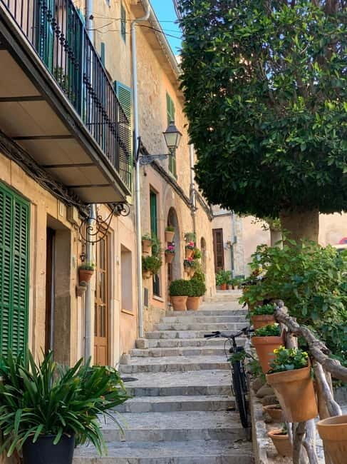 From Palma: Valldemossa Tour and Mountain Viewpoint Hike - What’s Included & What to Consider