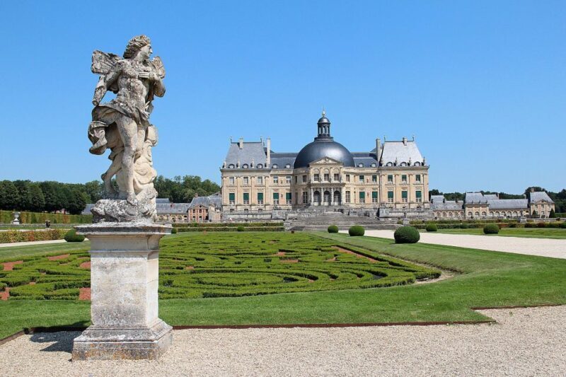 From Paris: Château de Fontaine bleau & Vaux-le-Vicomte - Key Points