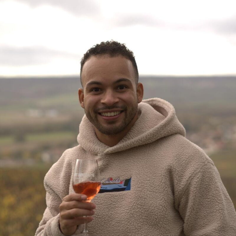From Paris: Day Trip to Champagne with 8 Tastings & Lunch - What the Reviews Say: Authentic, Knowledgeable, and Fun
