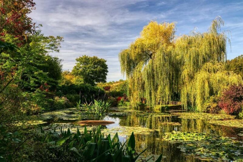 From Paris Excursion to Monet's Gardens - Giverny in minivan - Experience the Beauty of Monet’s Giverny in a Comfortable Minivan