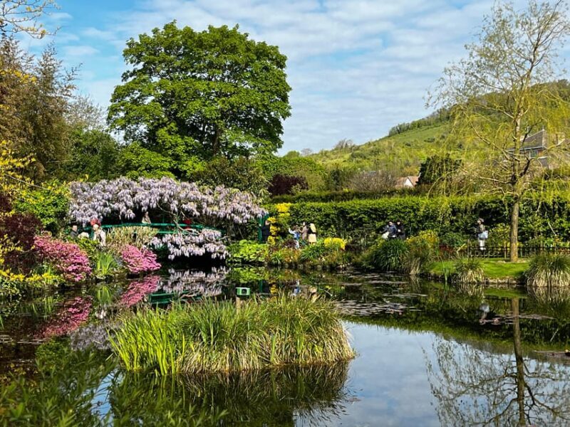 From Paris: Full day in Giverny & Versailles - Private Tour - Who Is This Tour Best Suited For?