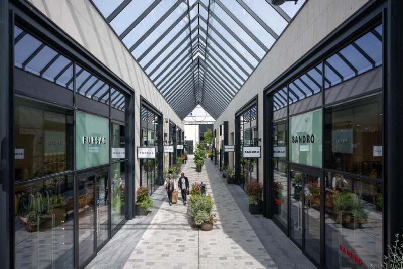 From Paris: McArthurGlen Center & Monet's Givern House Visit - Authenticity and Practicality: What the Reviews Tell Us