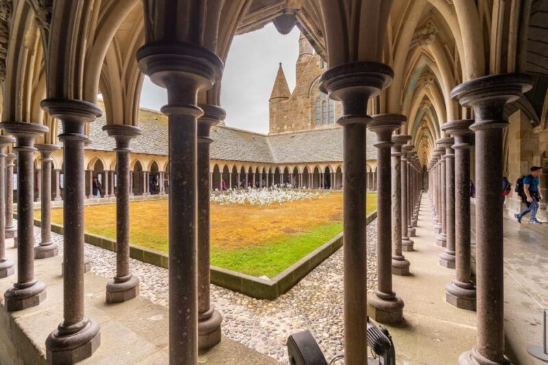 From Paris: Mont Saint Michel Day Trip with a Guide - An In-Depth Look at the Mont Saint Michel Day Trip