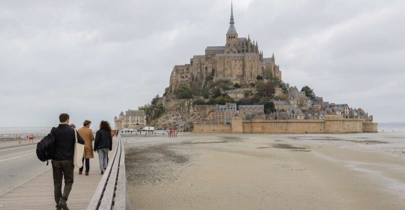 From Paris: Mont Saint-Michel Tour with Hotel Pickup Service - FAQs