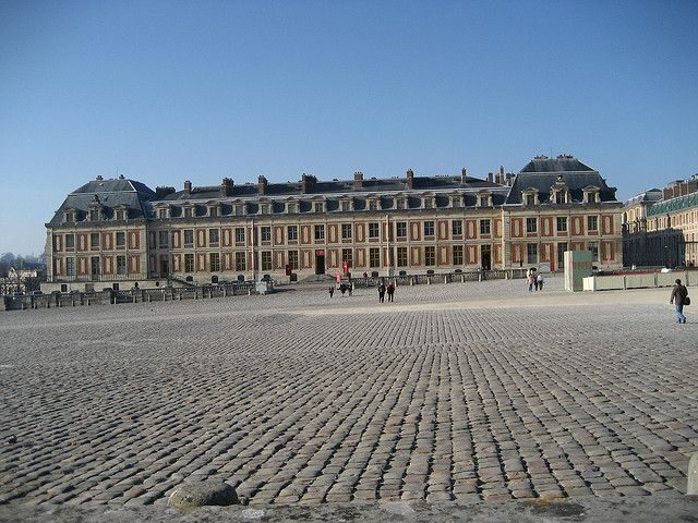 From Paris: Versailles Guided Tour by Deluxe Minibus - The Sum Up: Who Should Book This Tour?