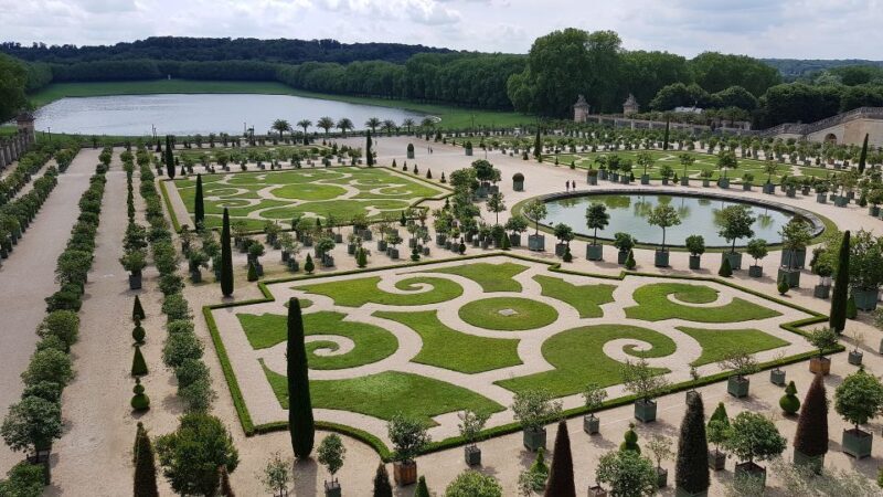 From Paris: Versailles Palace and Gardens Guided Experience - A Complete Guide to the Versailles Experience