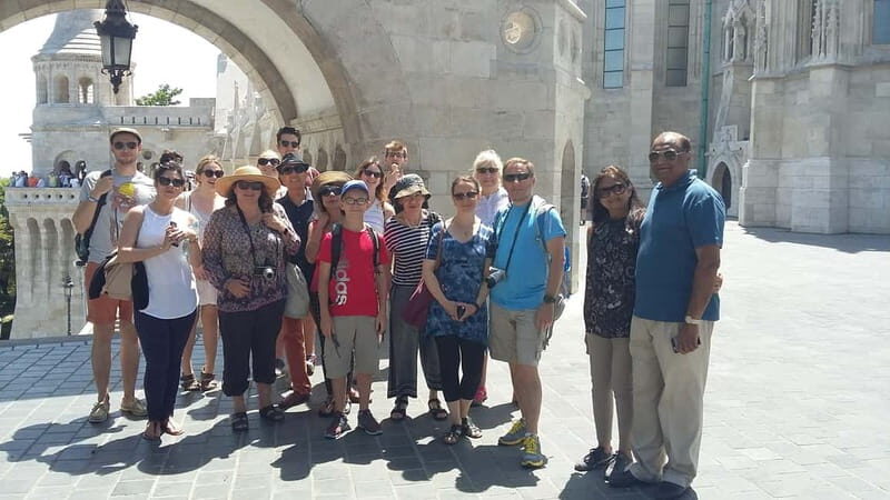 From Pest to Buda Your Essential Tour w/ local guide - FAQ