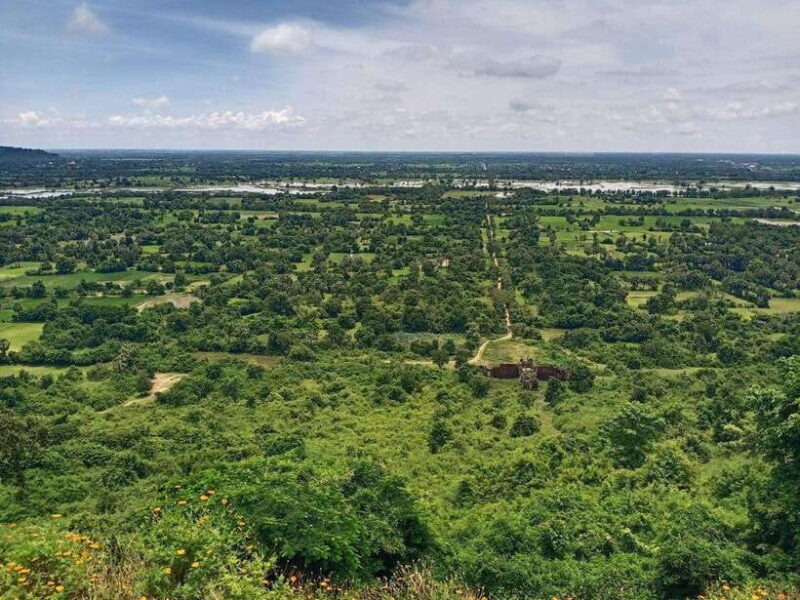 From Phnom Penh: Kampong Cham Day Trip with Nokor Bachey - Key Points