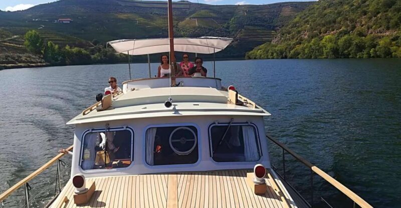 From Pinhão: Private Yacht Cruise along the Douro River - A Detailed Look at the Douro River Yacht Experience