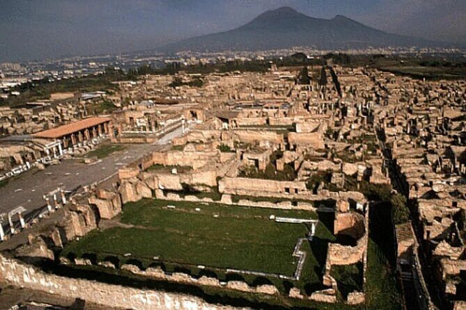 From Pompeii: Full Day Visit of Pompeii and the Mount Vesuvius - FAQ