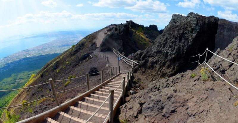 From Pompeii/Naples: Vesuvius Easy Transfer and Entry Ticket - The Experience from a Traveler’s Perspective