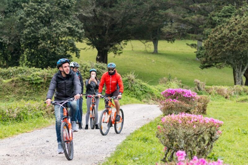 From Ponta Delgada: Sete Cidades Jeep, Bike, & Kayak Ride - Key Points