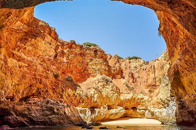 From Portimão to Paradise 90 minutes Sunset Tour - An in-depth look at the Portimão to Paradise Sunset Tour
