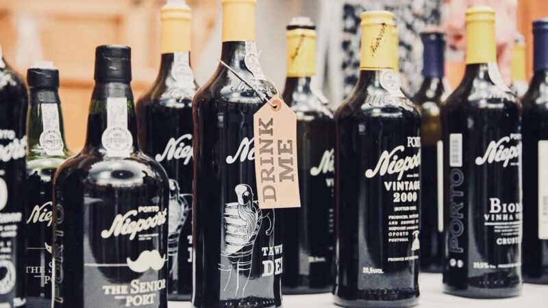 From Porto a private experience to Niepoort with lunch there - Key Points