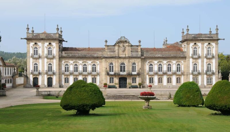 From Porto: Brejoeira Palace Visit, Tasting, and Lunch - From Porto: Brejoeira Palace Visit, Tasting, and Lunch – A Full Day of Authentic Minho Experiences