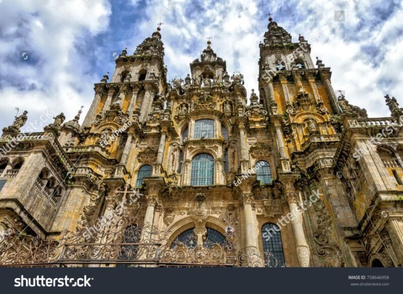 From Porto: Santiago de Compostela Full Day Tour - Who Should Consider This Tour?