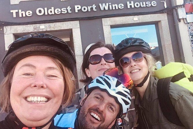 From Porto with view to Gaia: Private Bike Tour #DuckSideOfPorto - Authentic Local Experiences